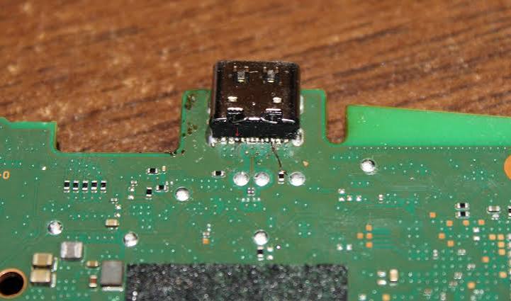 هزینه تعمیر سوکت شارژ و برد دسته PS5 
